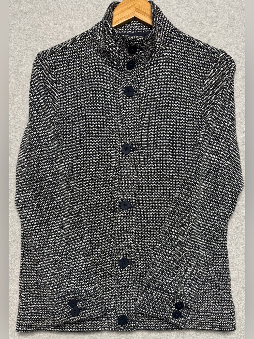 Kane & Unke Women’s S Textured Knit Jacket High Collar Button Front Black White